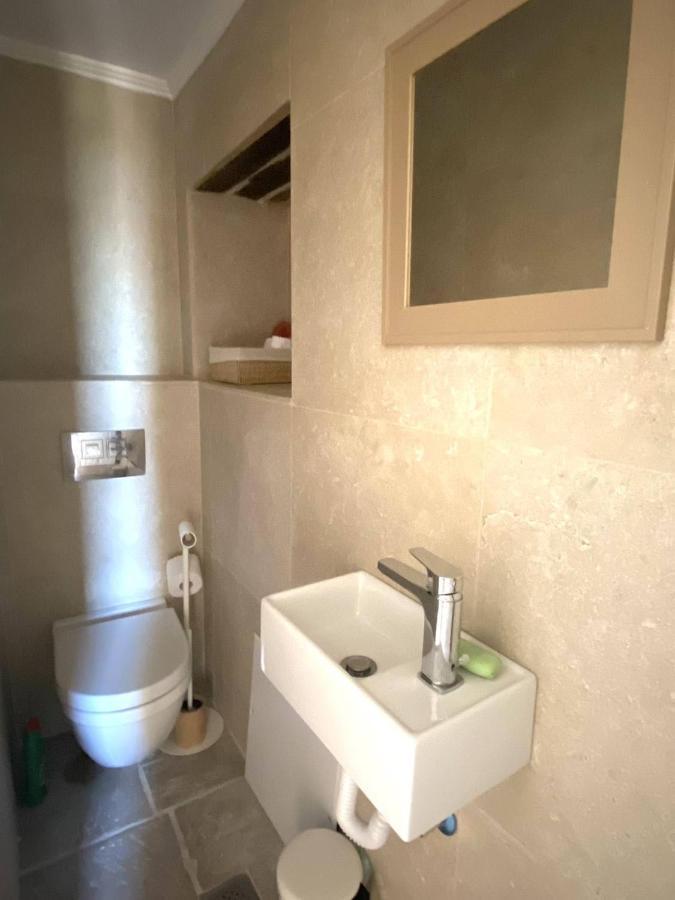 Vila Fournos Kímolos Exteriér fotografie